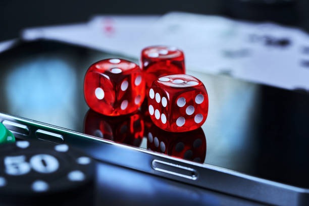 gebyar slot live roulette table with dealer and betting interface